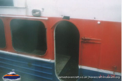 SRN4 Sir Christopher (GH-2008) being broken up at Dover -  (credit: The <a href='http://www.hovercraft-museum.org/' target='_blank'>Hovercraft Museum Trust</a>).